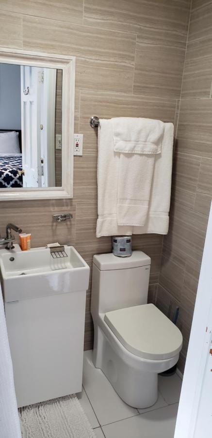 Jones Beach Hotel Wantagh Esterno foto